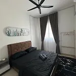 Zhara Homestay